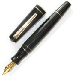 Maiora Impronte, Mirror Black, Oversized Fountain Pen, Medium Nib